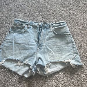 Abercrombie Curve Love Mom short